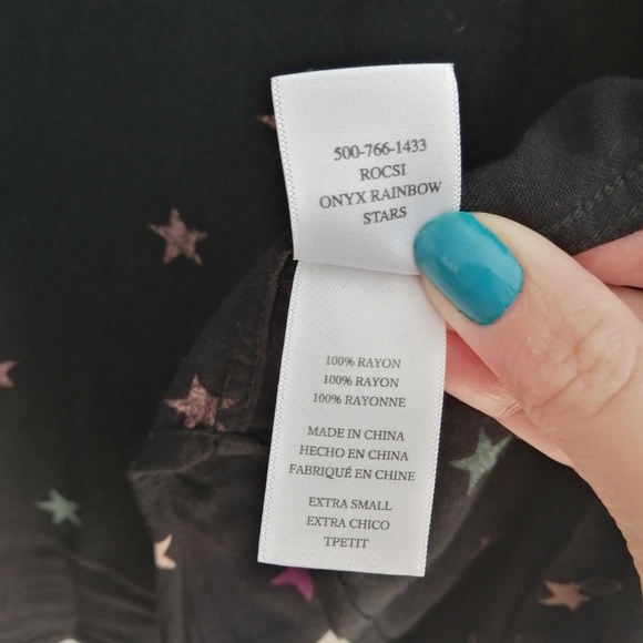 Rails Rocsi Rayon Button Up in Black Onyx With Rainbow Stars Size XS - Picture 14 of 16